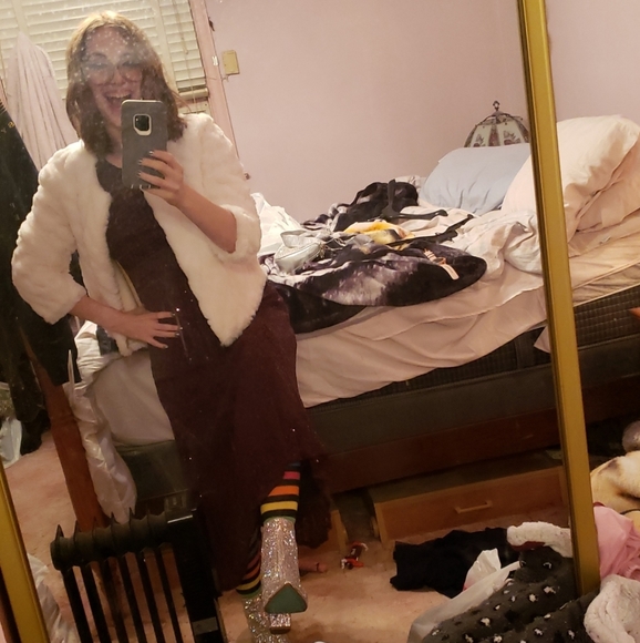 Meet your Posher, Mia - Picture 7 of 8